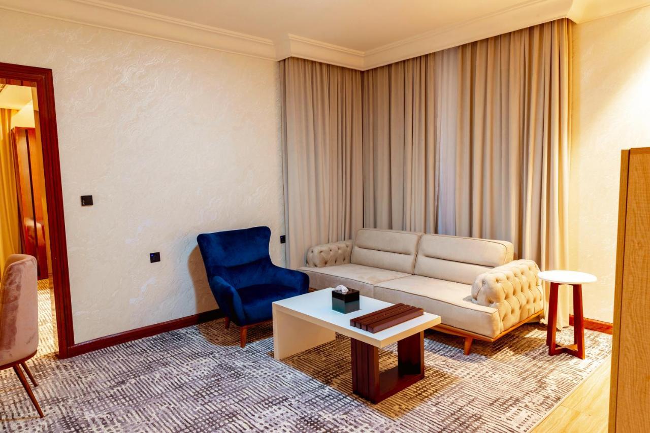 Ivory Inn Hotel Doha Qatar Экстерьер фото