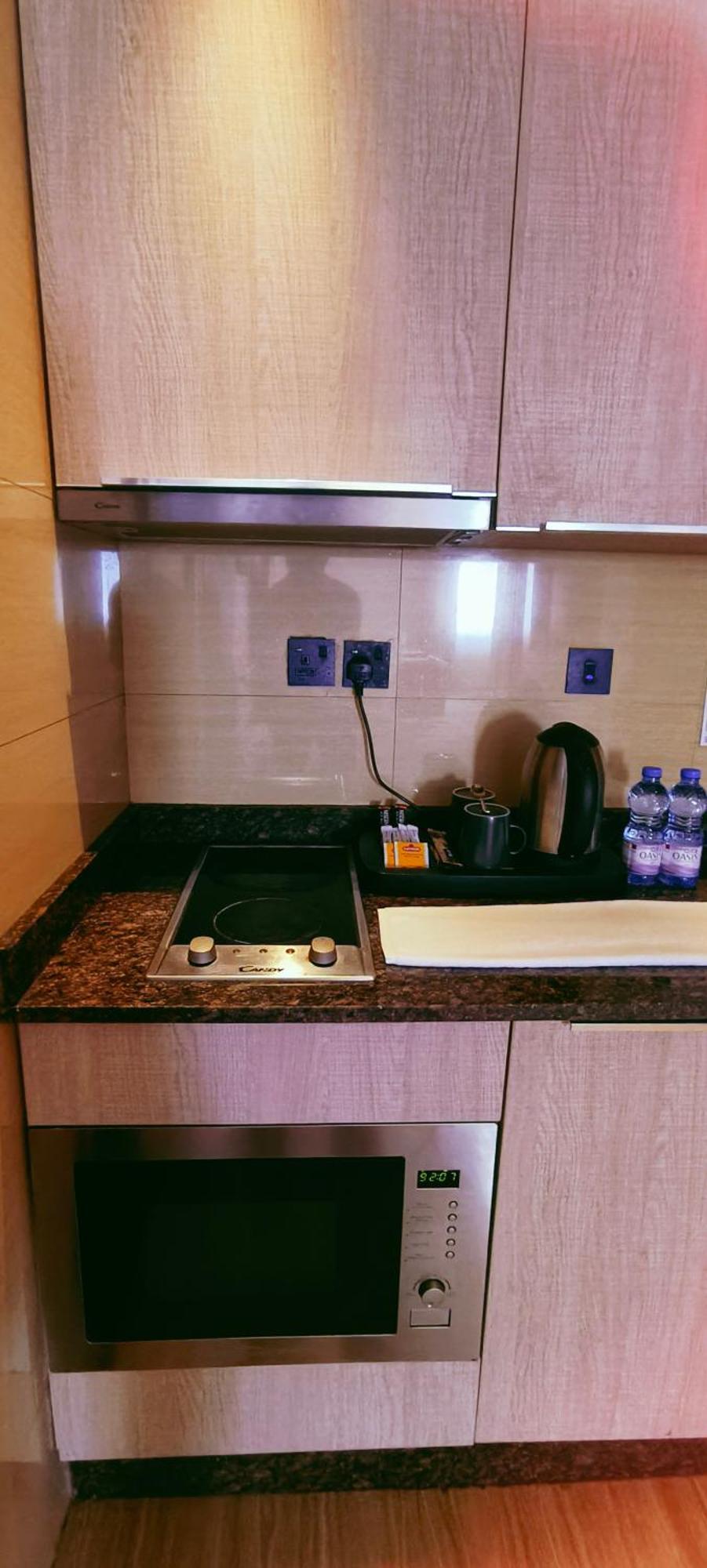 Ivory Inn Hotel Doha Qatar Экстерьер фото