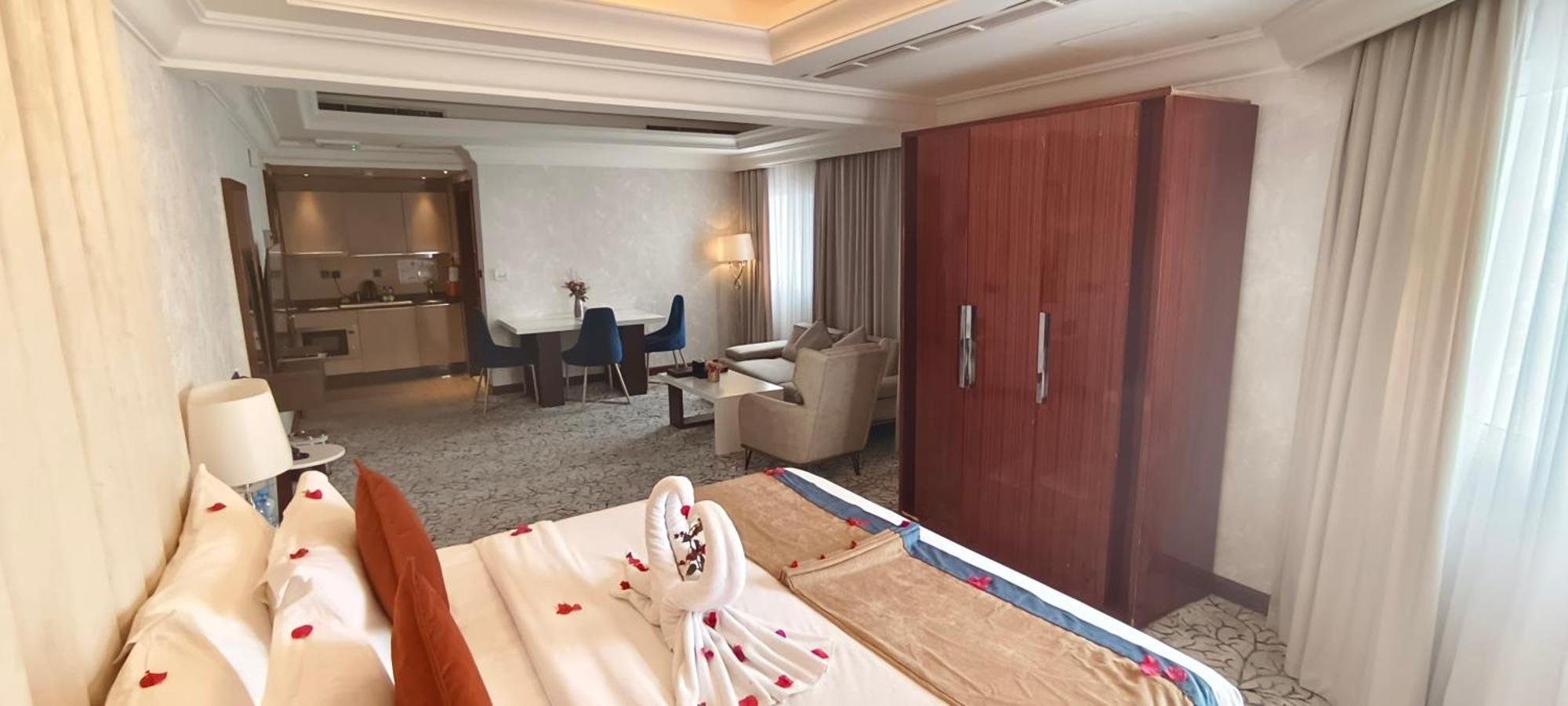 Ivory Inn Hotel Doha Qatar Экстерьер фото
