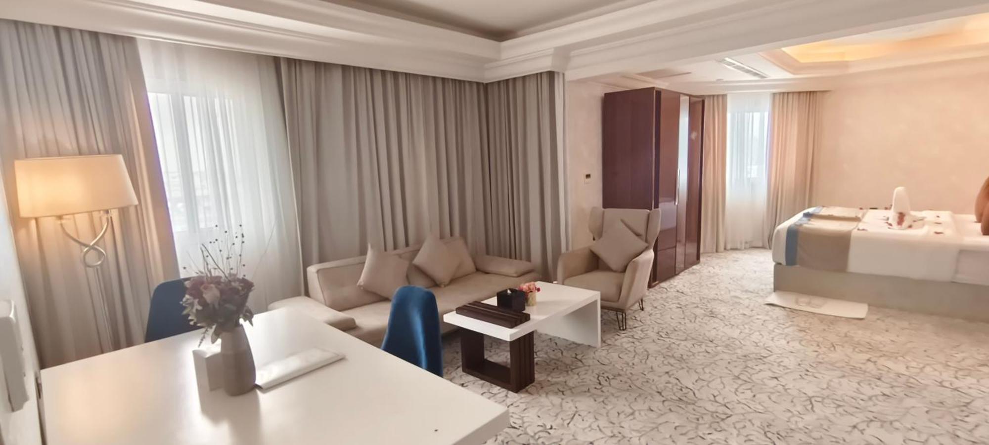 Ivory Inn Hotel Doha Qatar Экстерьер фото