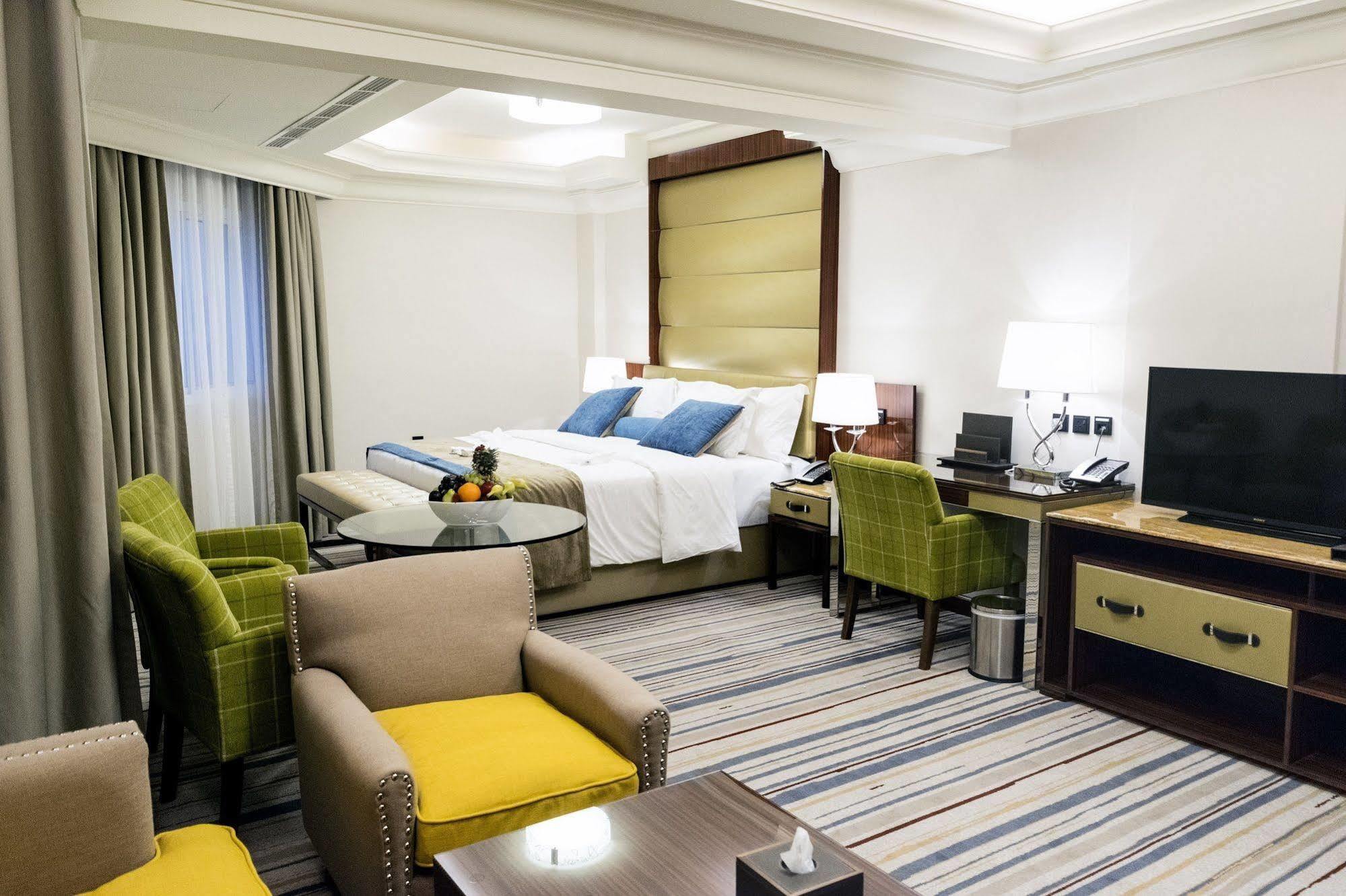 Ivory Inn Hotel Doha Qatar Экстерьер фото
